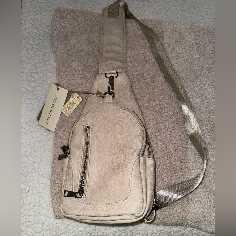 ALTARD STATE BELT BAG CROSSBODY NWT